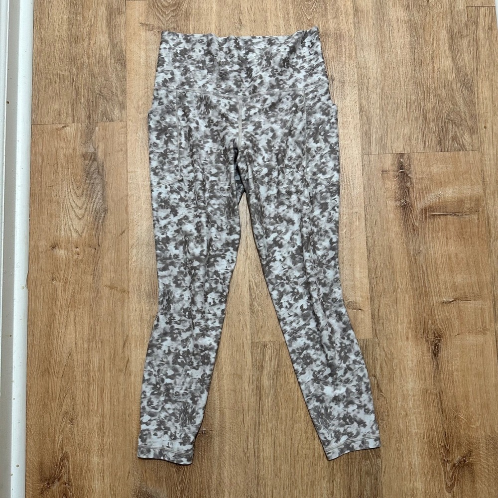 ATHLETA | Women's Gray Floral Print Salutation Stash 7/8 Tight Leggings, Size S